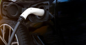 Plug & Charge