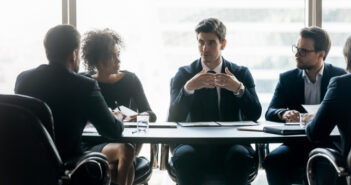 IT and Security Professionals Think Non‑IT Leaders Don’t Grasp Vulnerability Management IT & Security Professionals